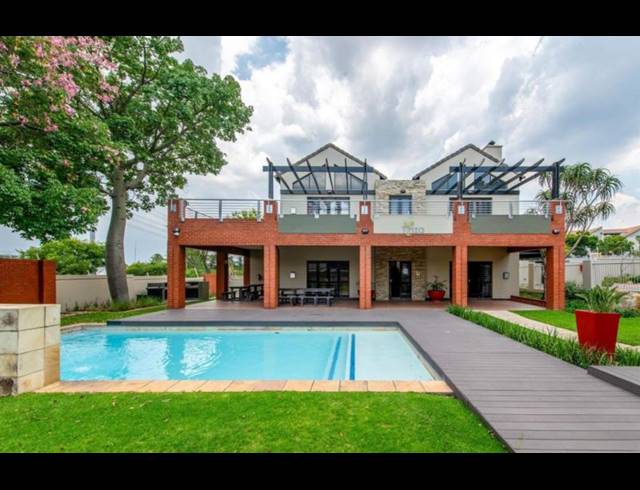 2 BEDROOM PROPERTY TO RENT IN LONEHILL